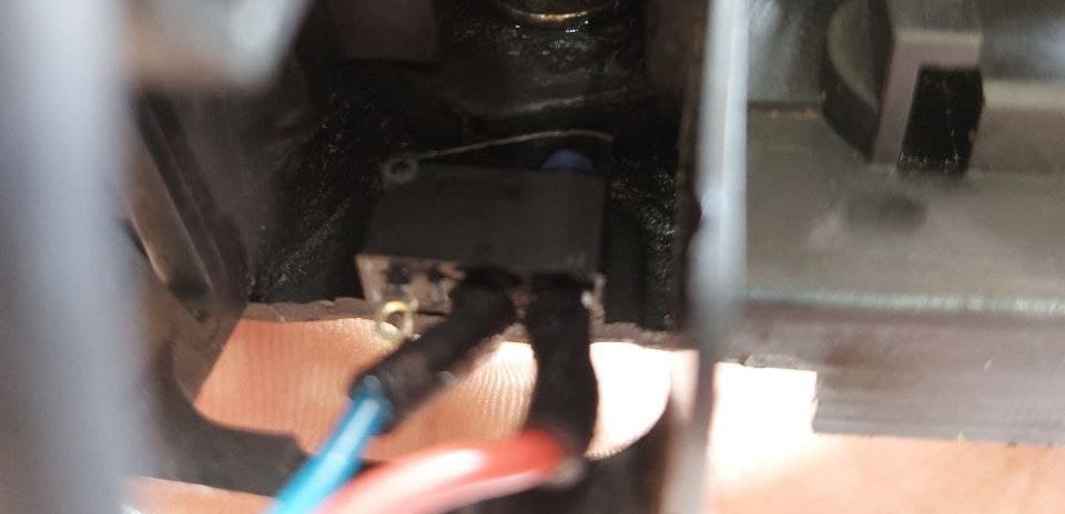 Замена микриков двери (D2HW-BL211H, D2HW-BR211H) — Skoda Octavia A4 Mk1 ...