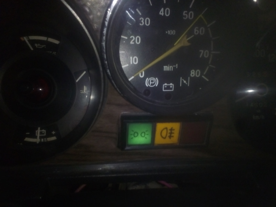 Установка тахометра от ВАЗ 2106 в приборку "Волги 2410" — ГАЗ 2410, 2,5 ...