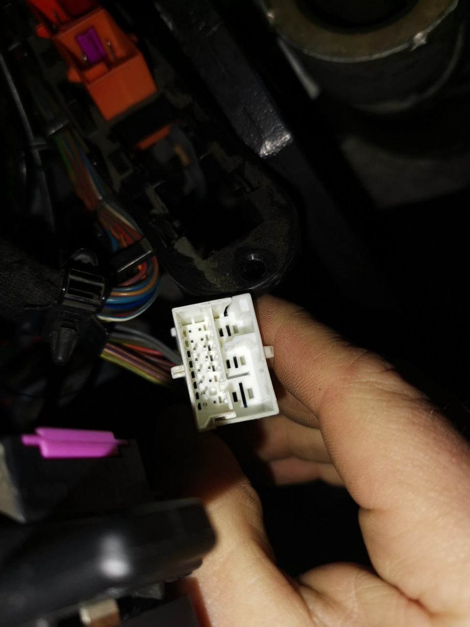 ну, не делал я больше фото, поэтому не пишу больше ничего о процессе установки — Volkswagen Passat B5