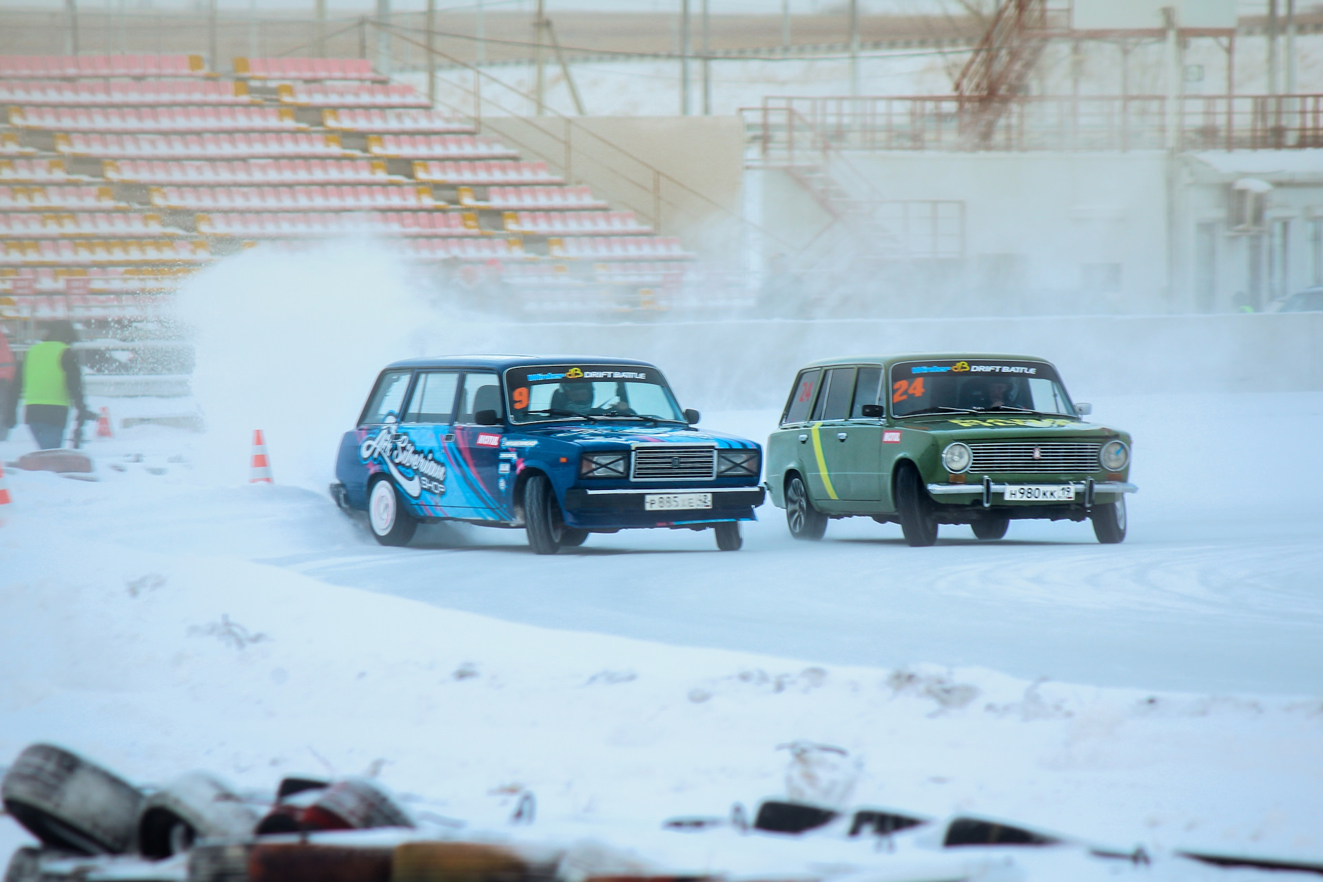 Дрифт масленица. ВАЗ 2107 Винтер дрифт батл. ВАЗ Winter Drift Battle. Зимний дрифт соревнования. Зимние соревнования по дрифту.