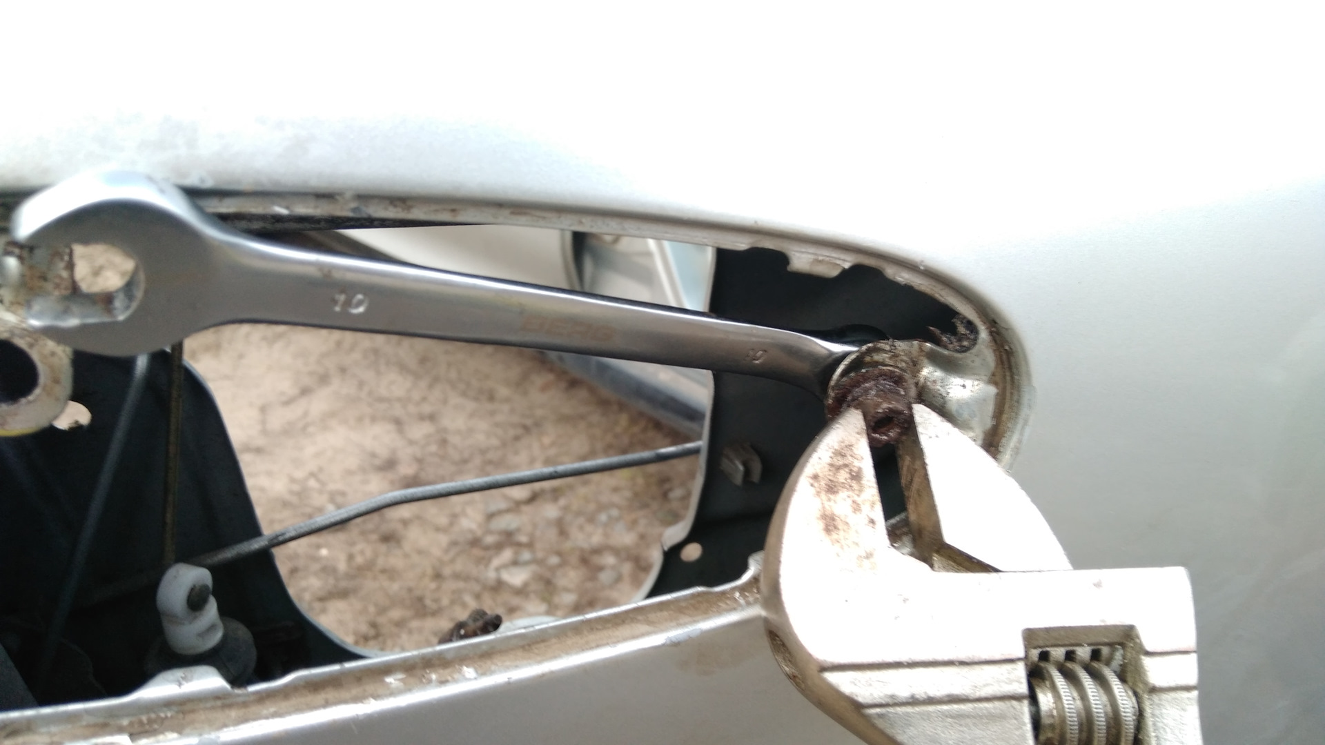 Замена дверной ручки 2106