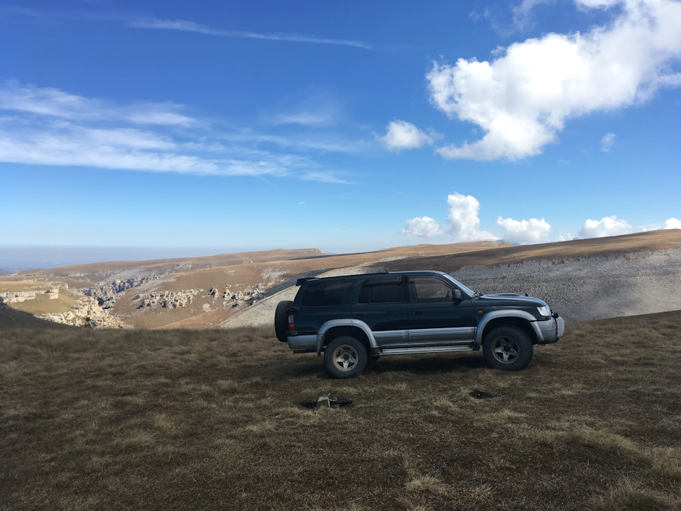 Фото в бортжурнале Toyota Hilux Surf (3G)