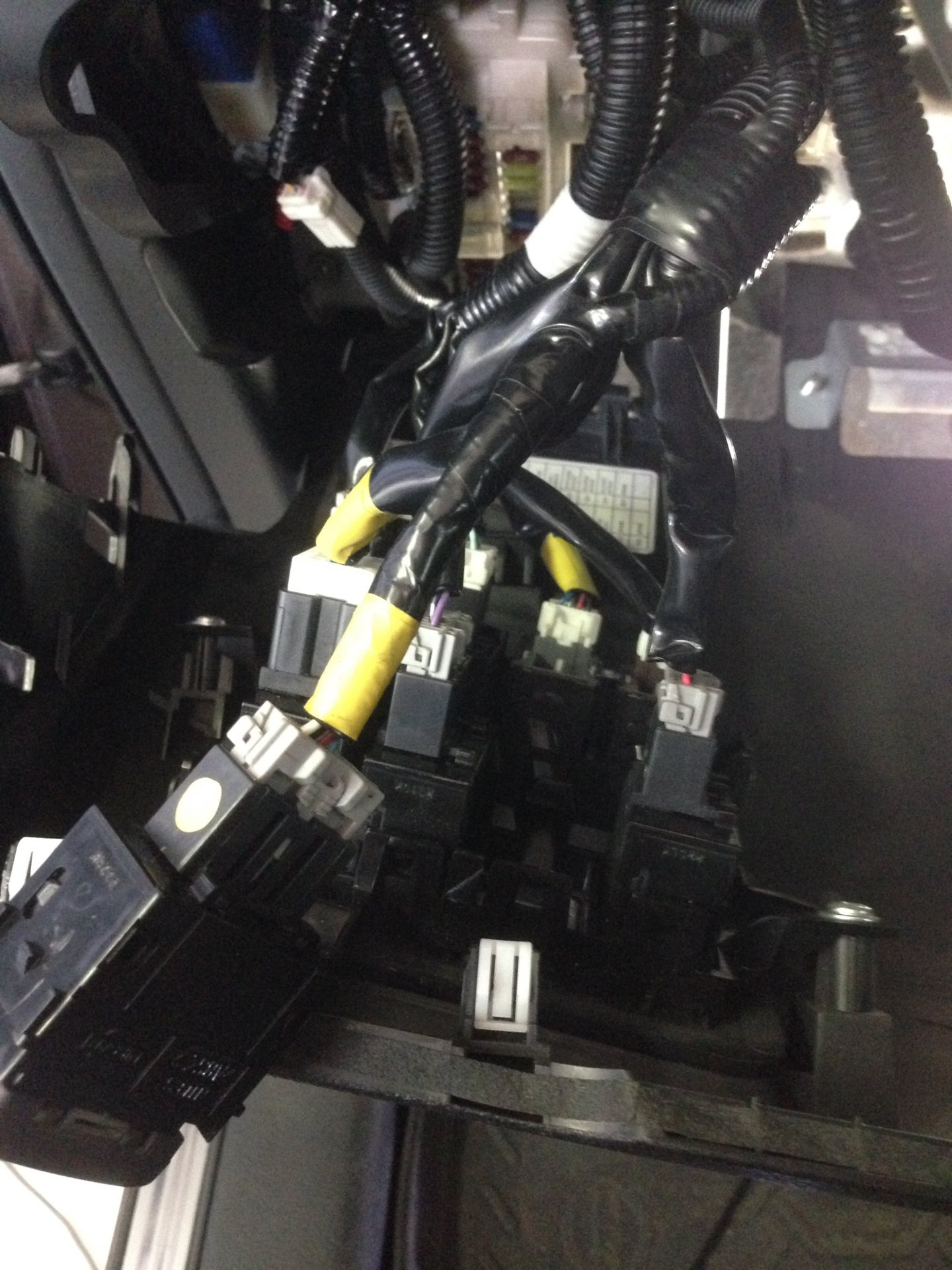 Предохранитель фар ниссан мурано z50