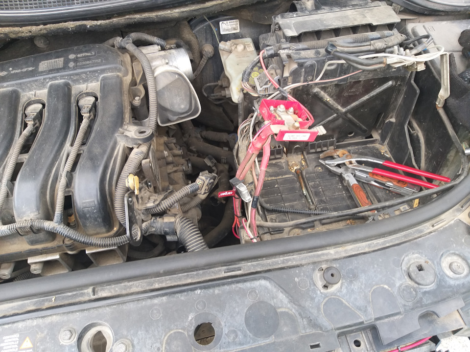 Фото в бортжурнале Renault Megane II