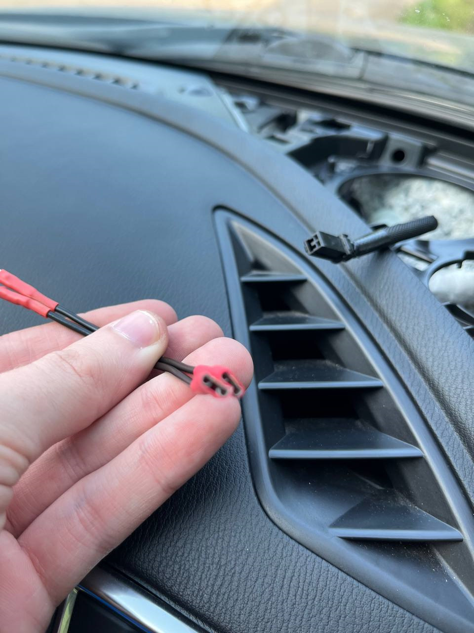 Установка высокочастотных динамиков (твитеров) — Mazda 6 (3G) GJ, 2 л ...