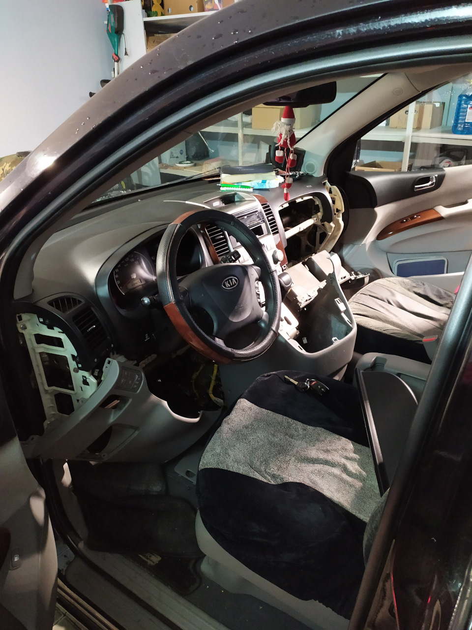 Дует холодом пассажирский климат-контррль — KIA Carnival (2G), 2,9 л ...