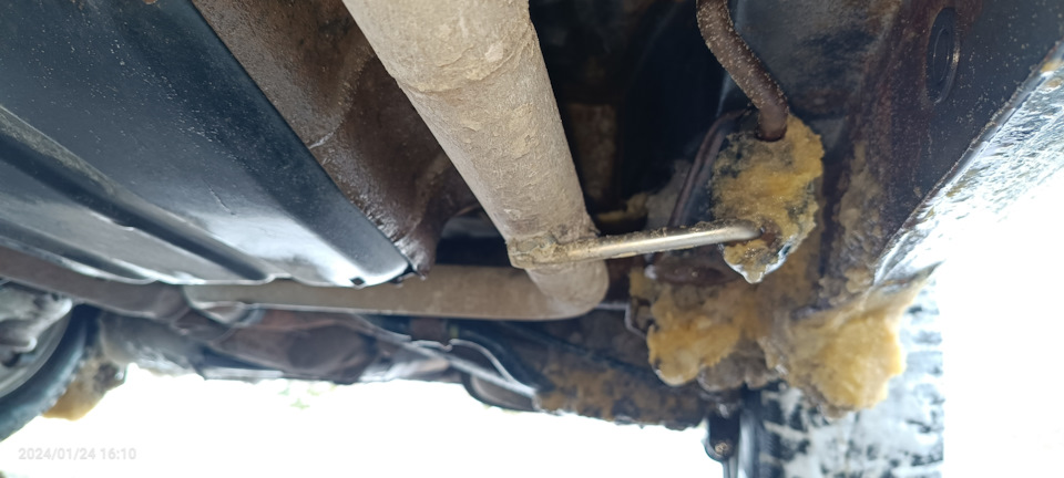 Сделал выхлоп+ опять ремень😡 — Mitsubishi RVR (1G), 2 л, 1992 года ...