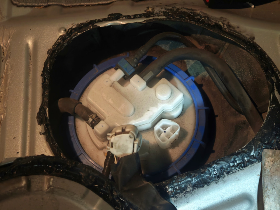 Фото в бортжурнале Toyota Corolla (160)