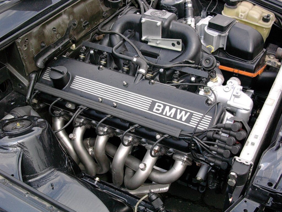 Двигатель M30B35MAE