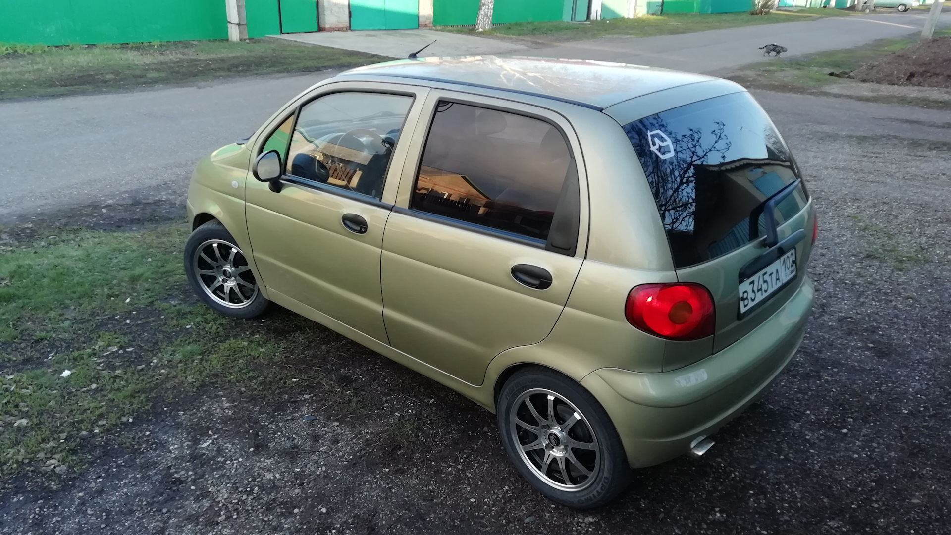 Matiz m100. Спойлер багажника Matiz (m100. Матиз желтый фото. Дэу Матиз 2006 год выпуска цена Нарьян-мар.