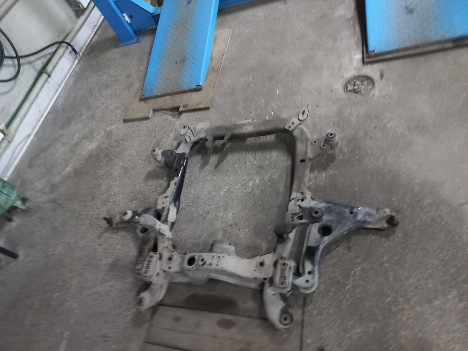 Замена сцепления на Easytronic + Замена масла РКПП — Opel Zafira B, 1,8 ...