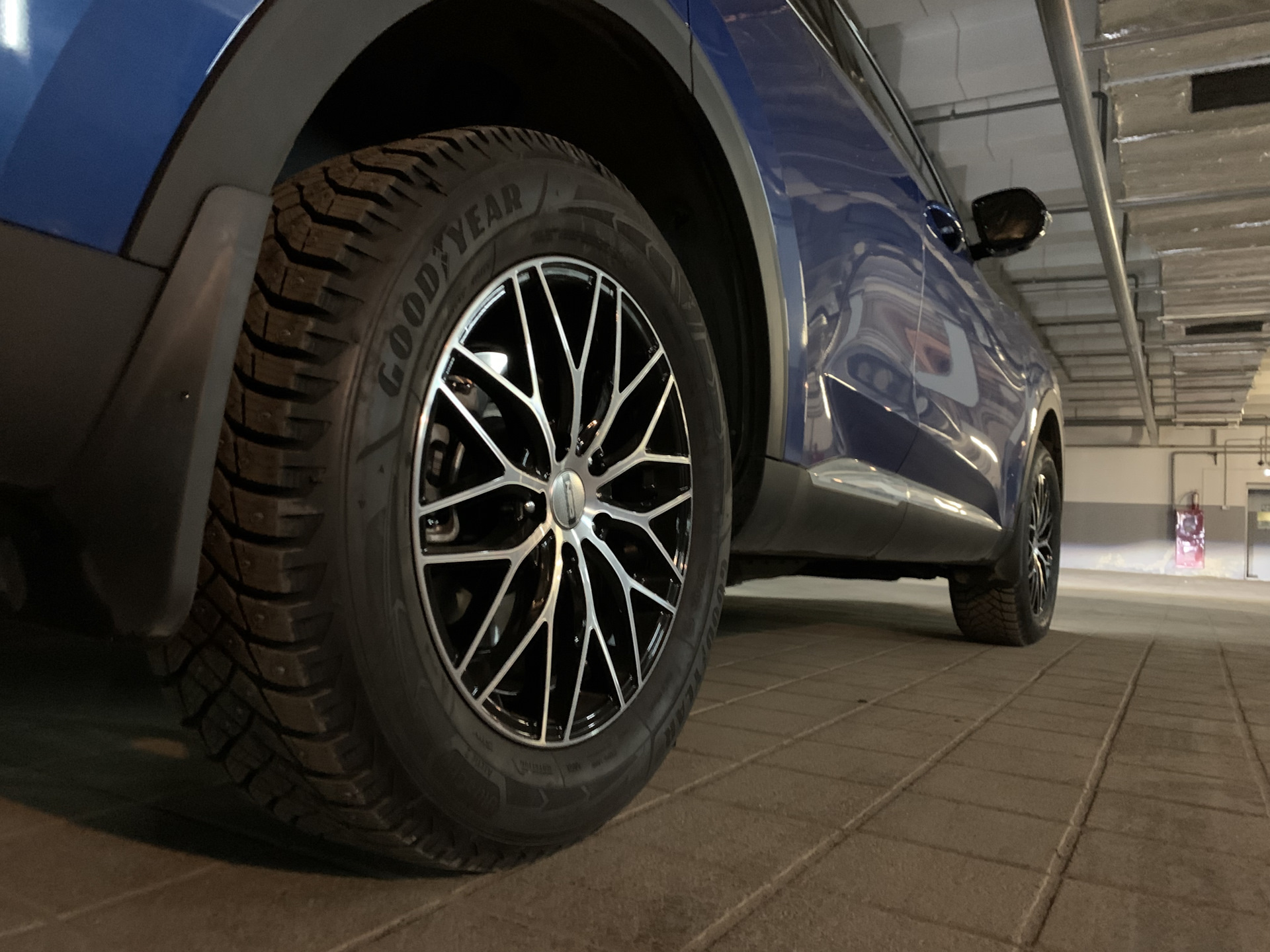 Зимние колёса в сборе — Haval F7 (1G), 2 л, 2021 года | колёсные диски ...
