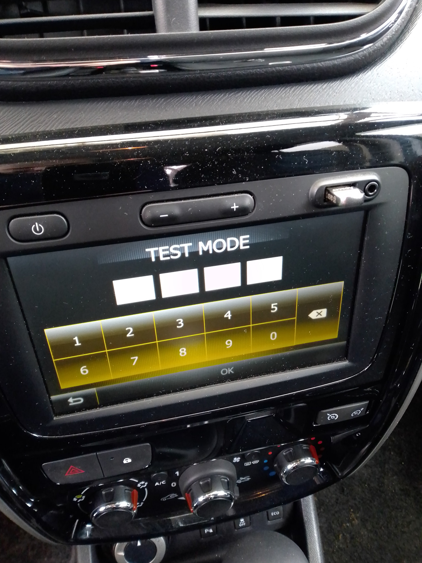 Medianav test mode. Включил термометр. — Nissan Terrano III, 2 л, 2019 ...