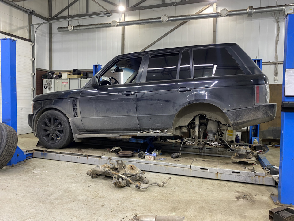 Фото в бортжурнале Land Rover Range Rover (3G)