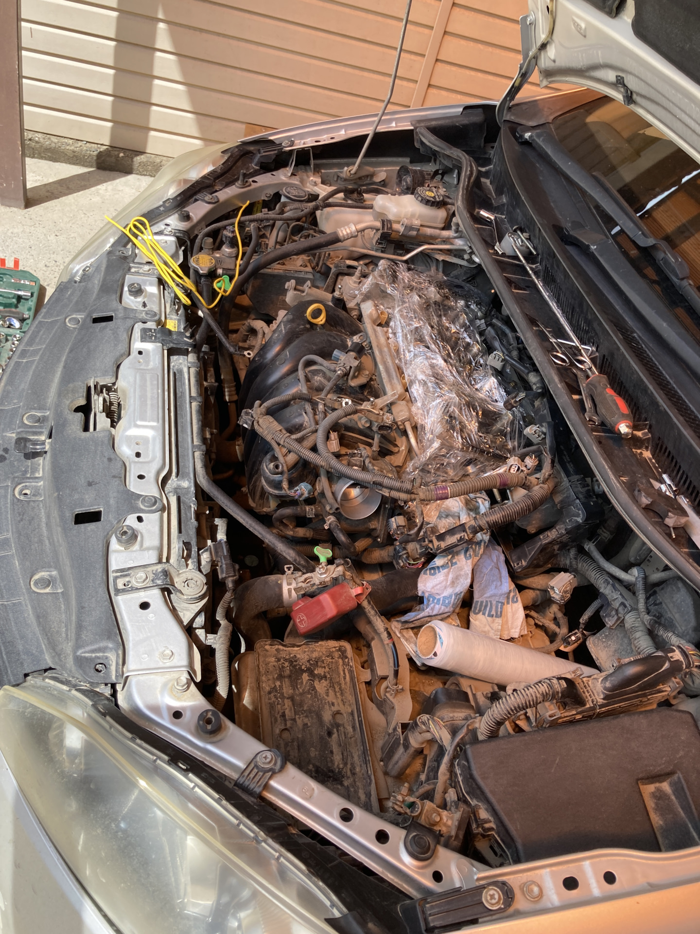 Toyota Wish ZGE20 2ZR-FAE замена блока управления Valvematic — Toyota ...