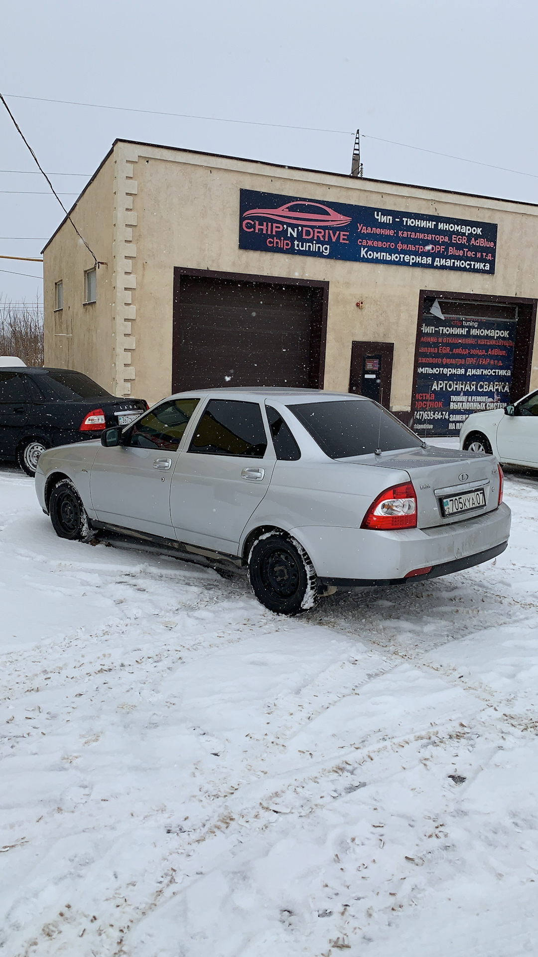 Тонировка и установка спец антенн — Lada Приора седан, 1,6 л, 2014 года |  стайлинг | DRIVE2