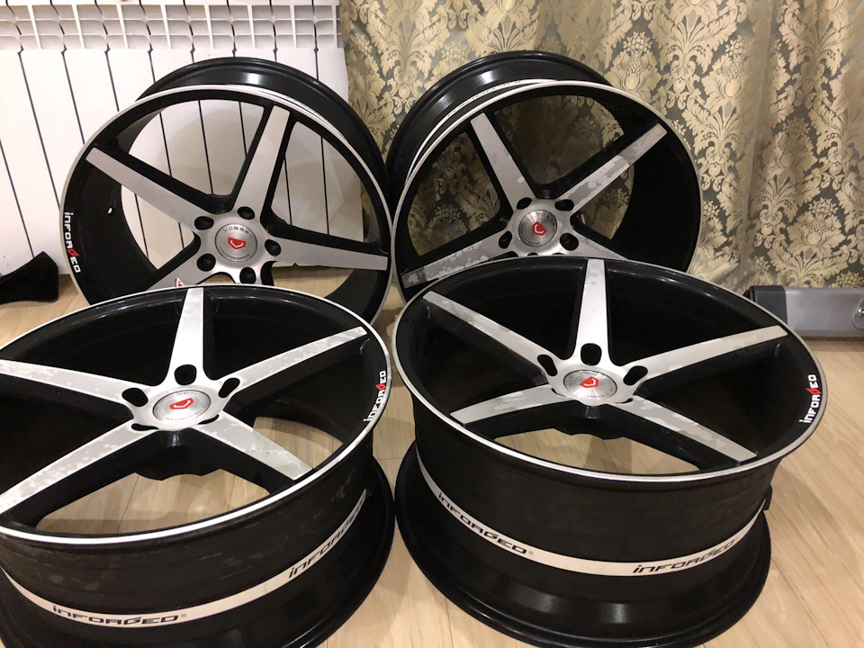 Деска. Диски Vossen r19. Колеса Воссен r19. Vossen r20 разноширокие. Диски Vossen r19 разноширокие.