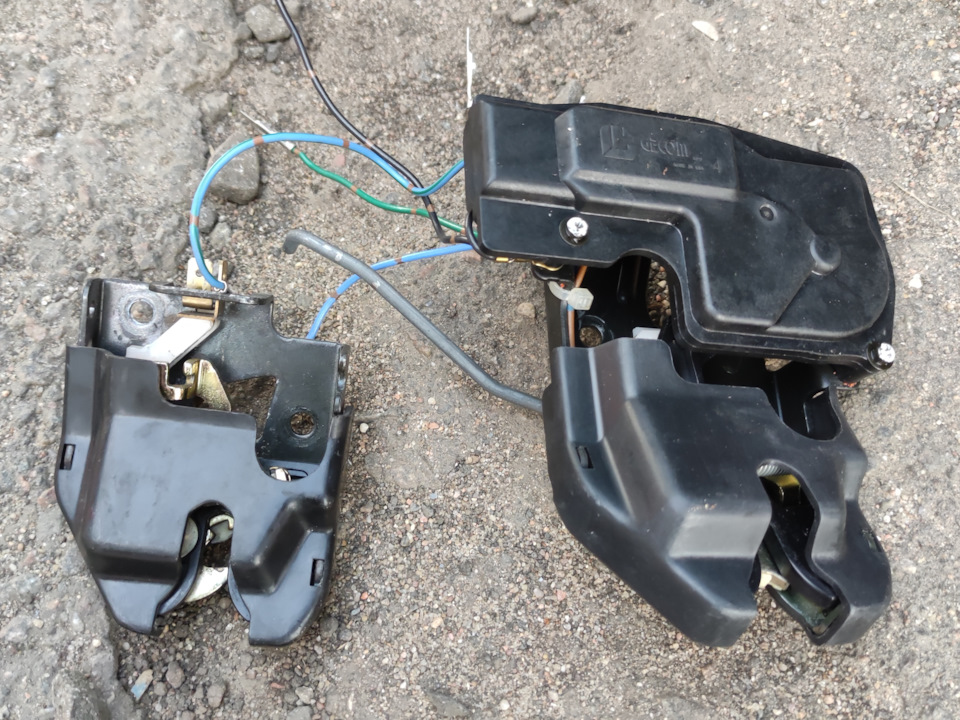 Открытие багажника с брелка сигнализации — Honda Accord Coupe (6G), 2,3 ...