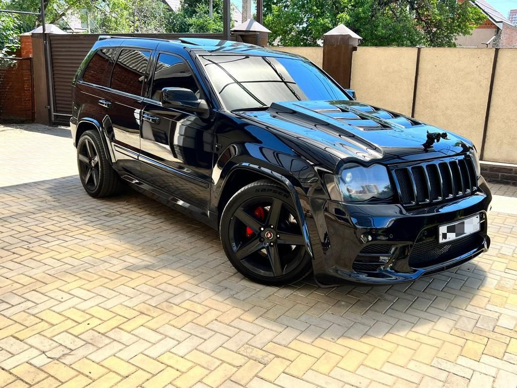 Jeep srt8 wk1