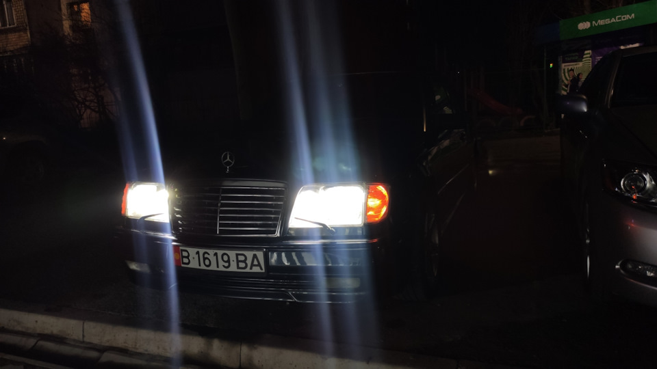 Фото в бортжурнале Mercedes-Benz E-Class (W124)