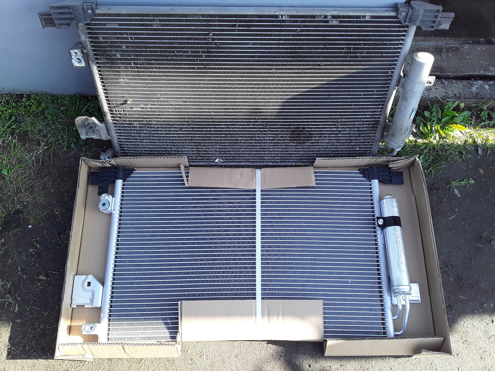 #30 [05.23] Радиатор кондиционера + сетка в бампер — Peugeot 4007, 2,4 ...