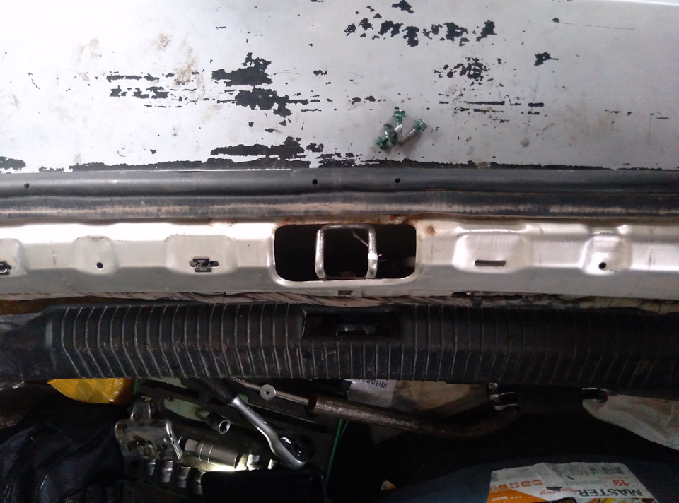 Замок двери багажника — Daewoo Nexia (N150), 1,6 л, 2008 года ...