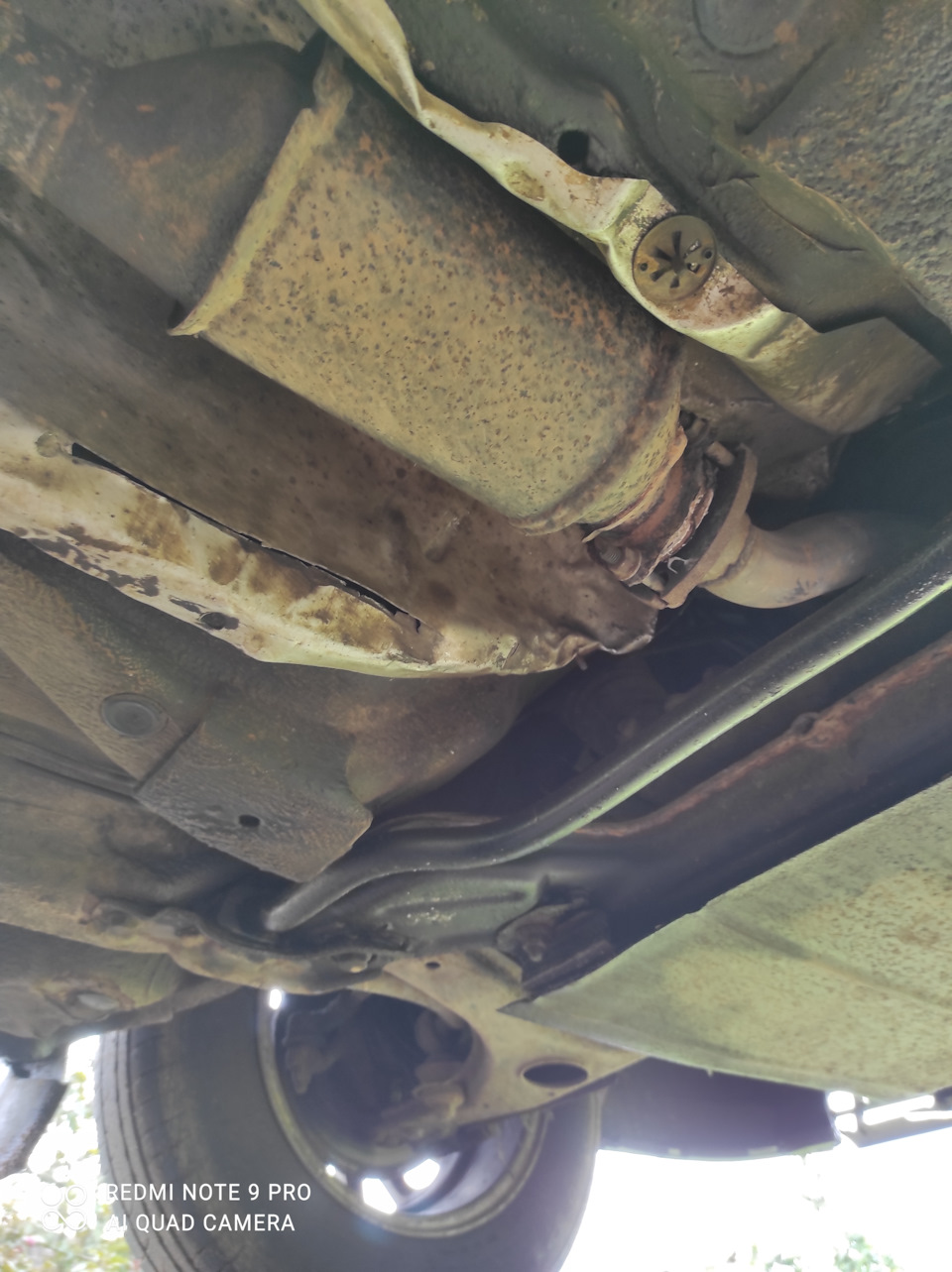 Глушитель — Volkswagen Passat B3, 1,8 л, 1991 года | своими руками | DRIVE2