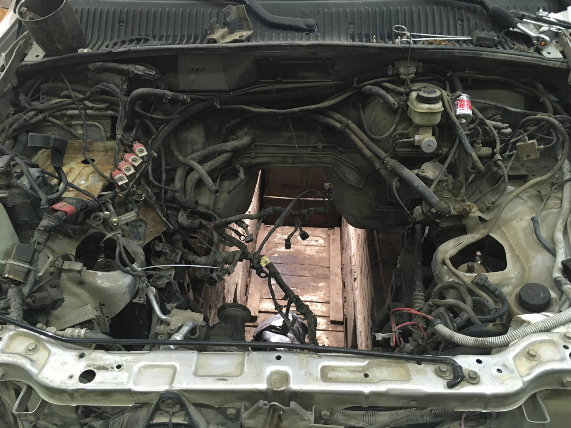 Сборка мелкими шагами — KIA Sportage (1G), 2 л., 2004 года | другое ...