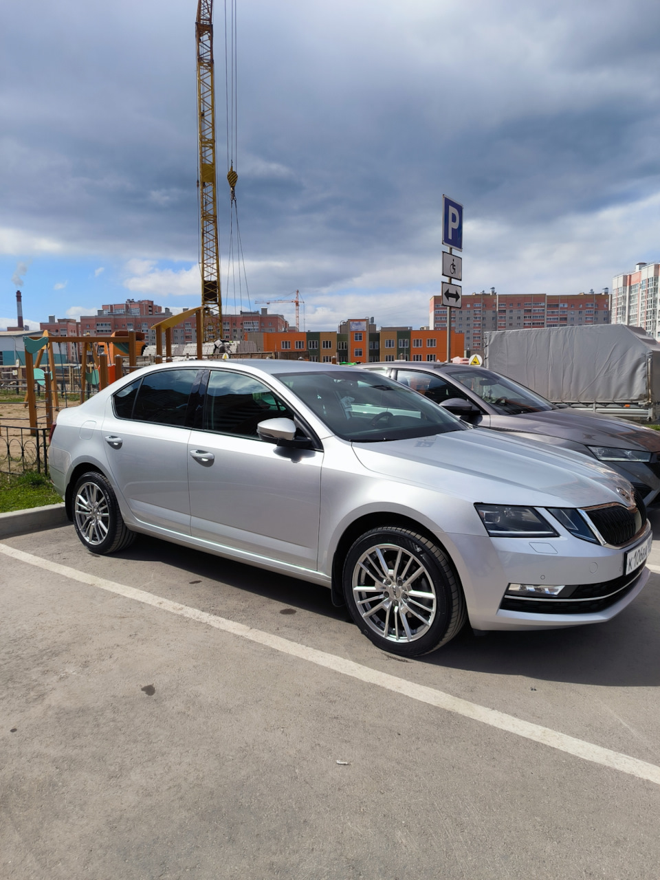 Летний комплект колес, переход на 17 диаметр. — Skoda Octavia A7 Mk3, 1,4  л, 2019 года | шины | DRIVE2