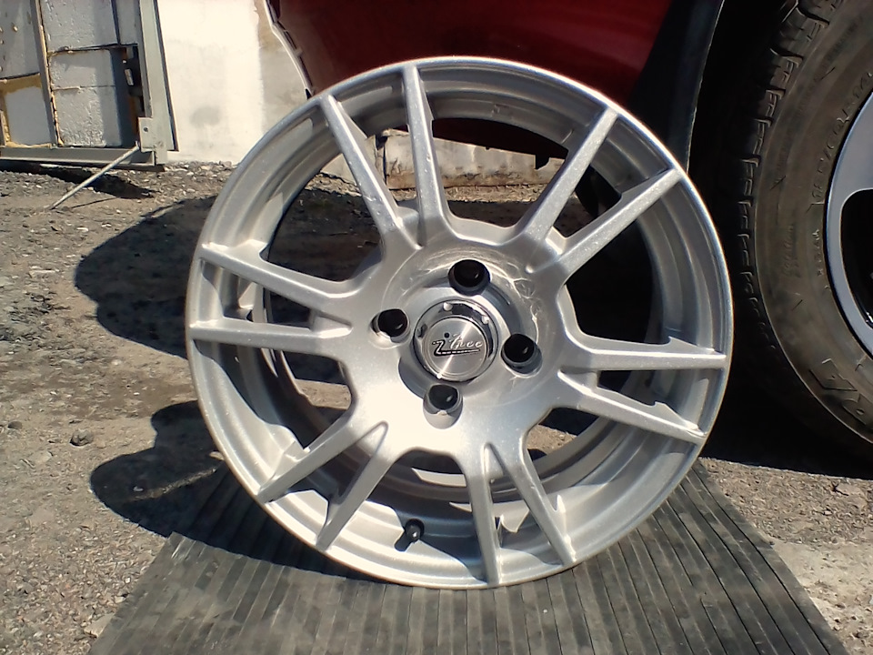 Сменил литые диски R14 Лада Калина — Lada Калина Универсал (1G), 1,6 л ...