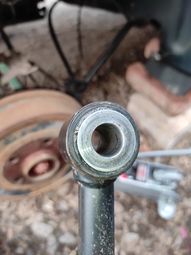 Замена задних сайлентблоков на рено Дастер 4х4. — Renault Duster (1G ...