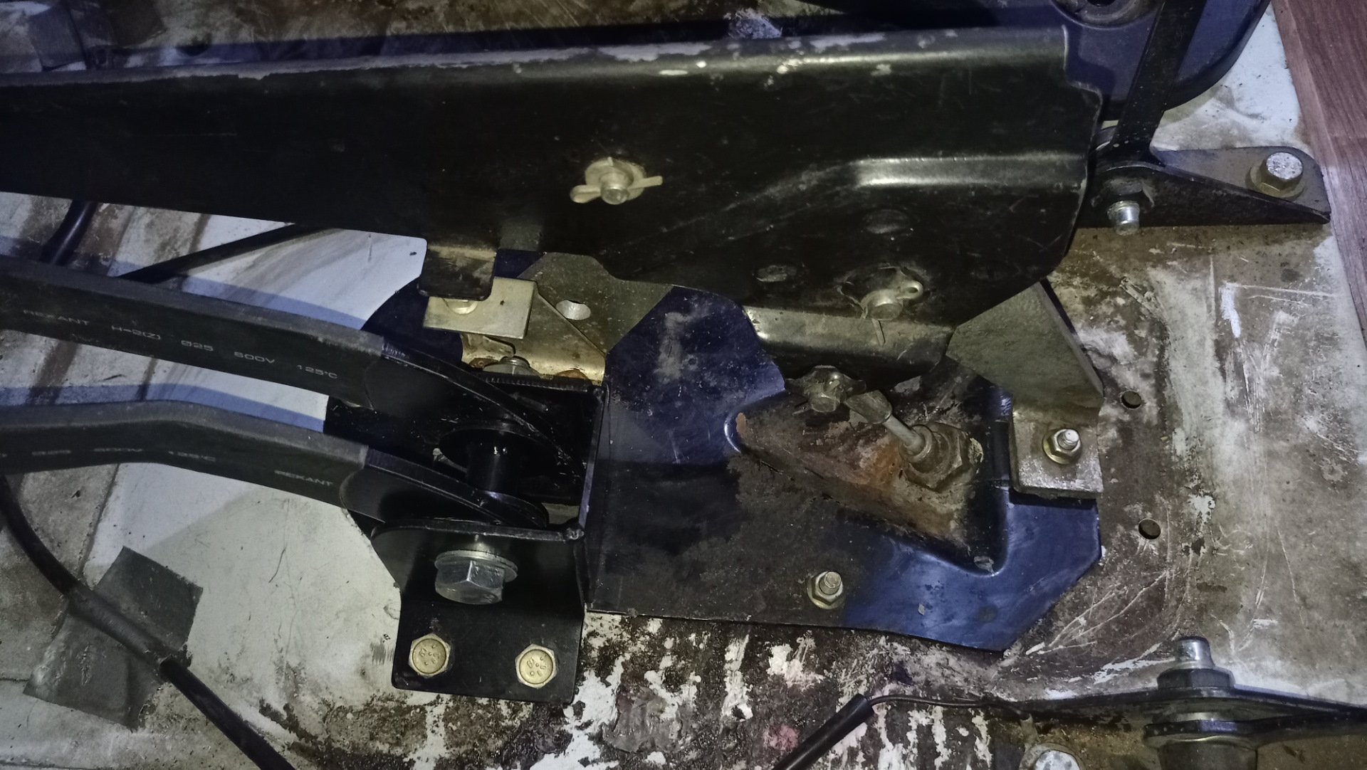 Перенос рычагов раздатки — ГАЗ Соболь 4х4, 2,9 л., 2015 года | тюнинг ...