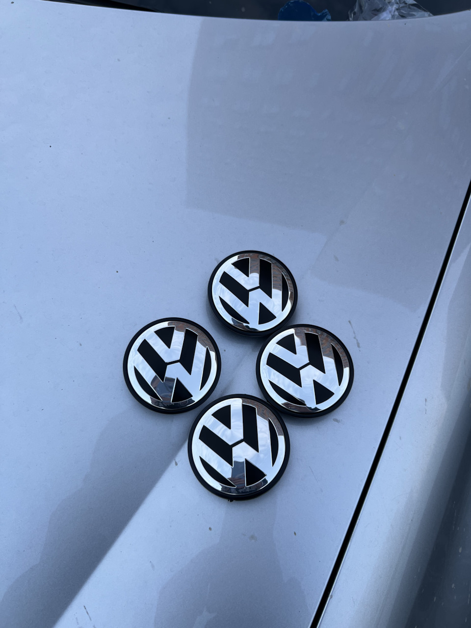 Новые колпачки — Volkswagen Golf Mk6, 1,4 л, 2011 года | аксессуары ...