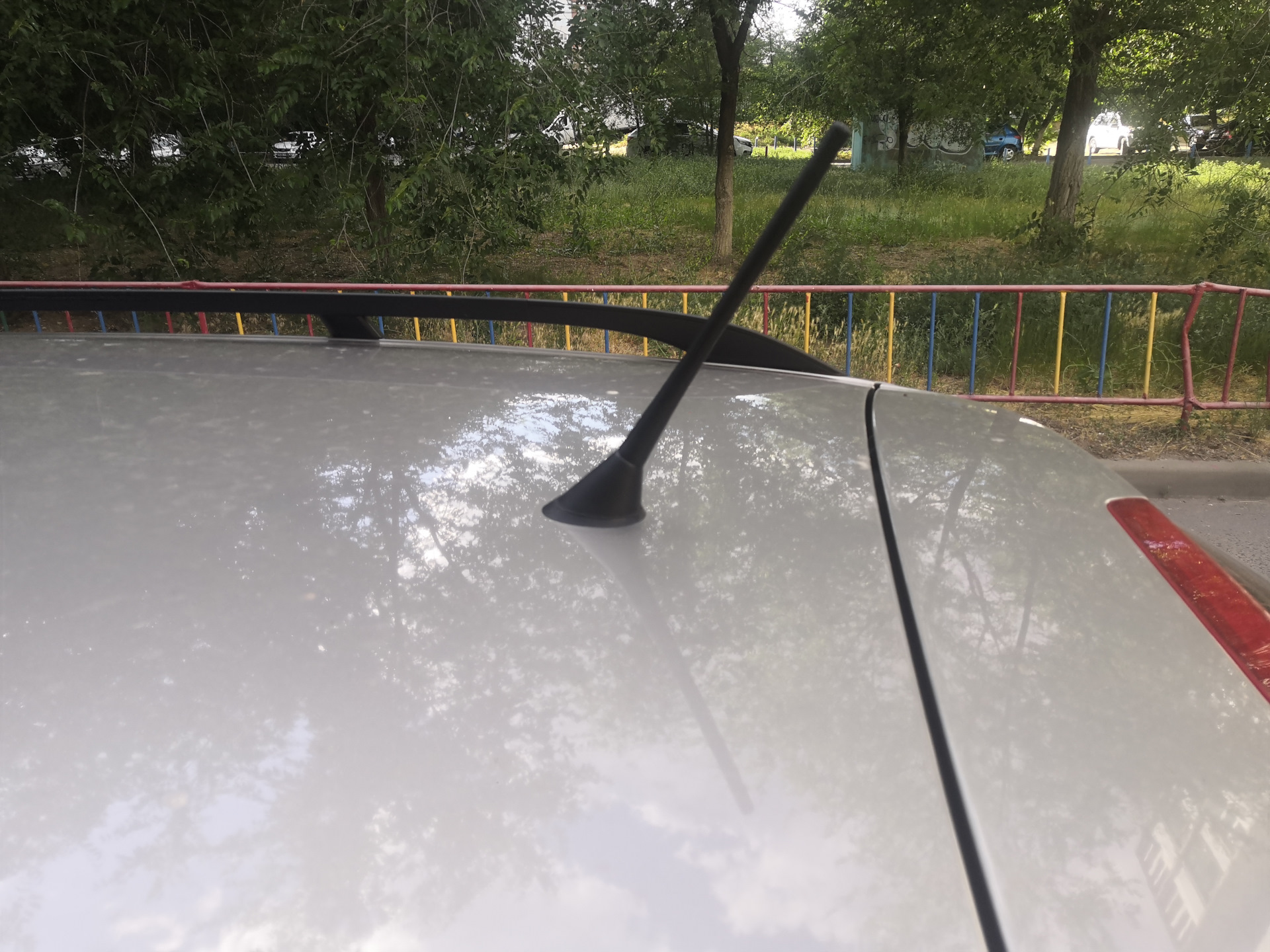 Сломалась антенна на крыше — Skoda Octavia Scout A5 Mk2, 1,8 л, 2012 ...