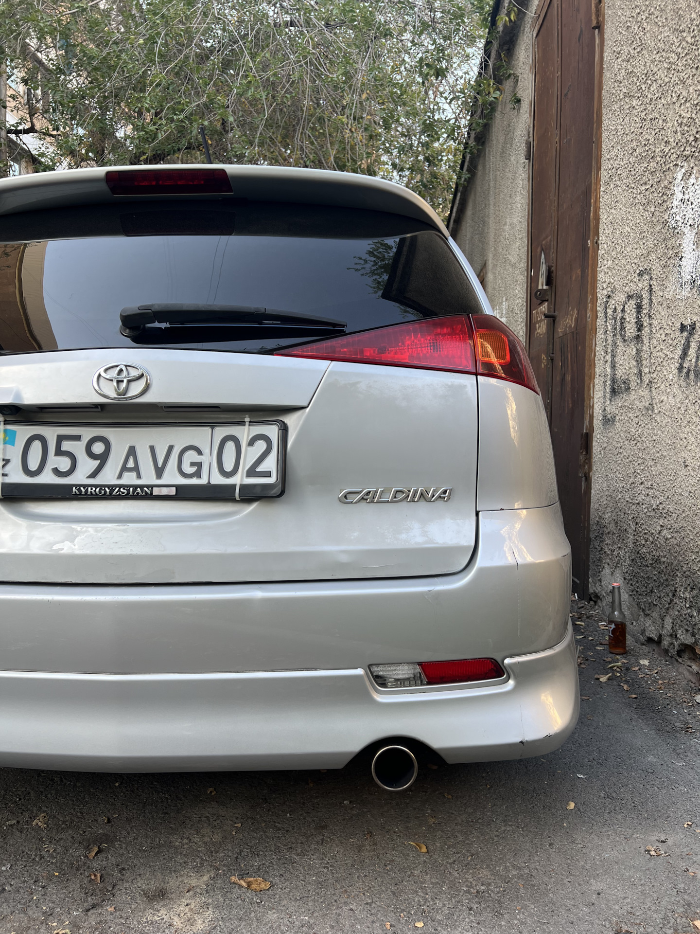 Новые диски и насадка на выхлоп) — Toyota Caldina (241), 2 л, 2003 года ...