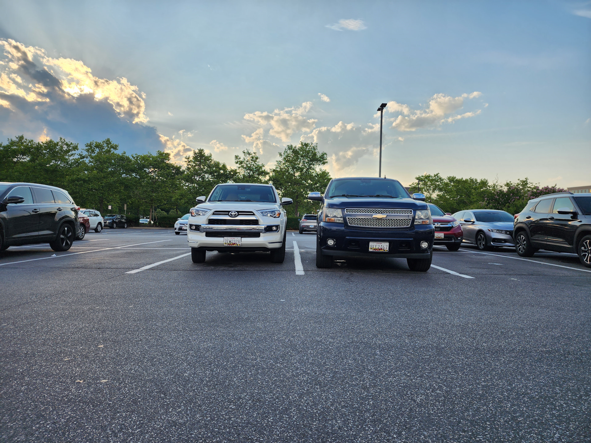 Suburban vs 4 Runner — Chevrolet Suburban (11G), 5,3 л, 2010 года ...