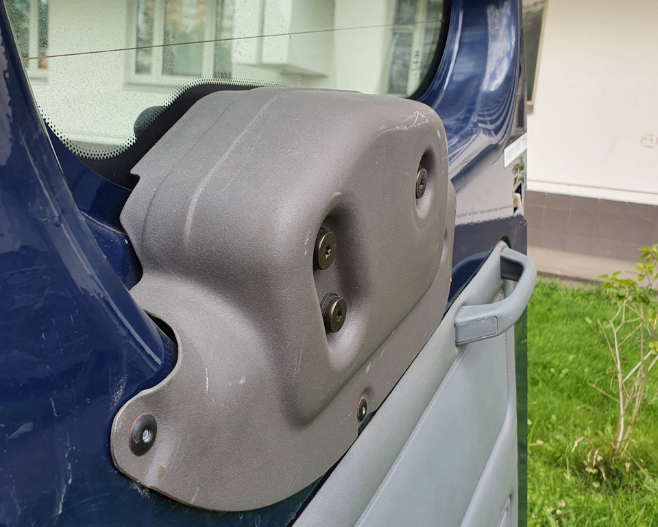 Шторки в Транзит с короткой базой. — Ford Transit (7G), 2,2 л, 2006 ...