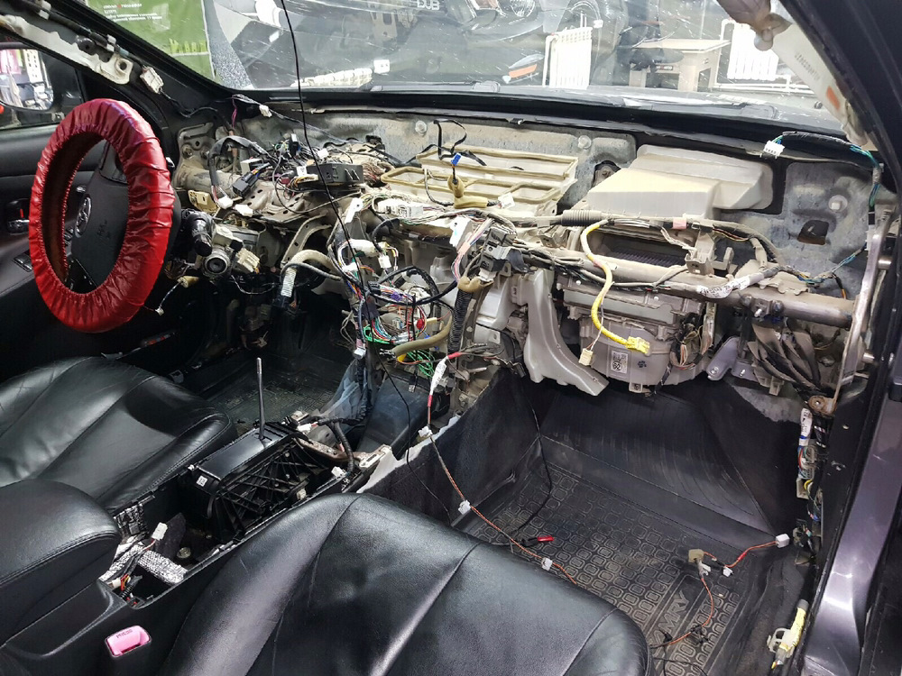 Как снять торпеду тойота камри 40 Перетяжка панели (торпеда) - Toyota Camry (XV40), 3,5 л, 2006 года своими руками
