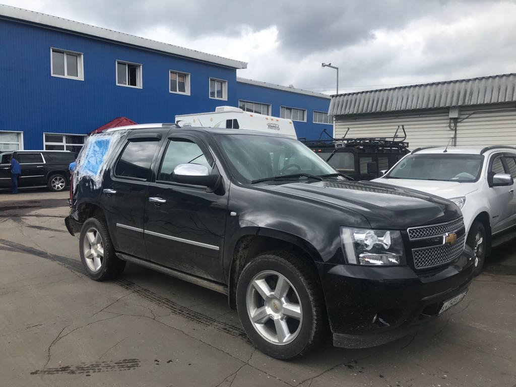 За что я люблю рамные автомобили. — Chevrolet Tahoe (GMT900), 5,3 л, 2013  года | ДТП | DRIVE2