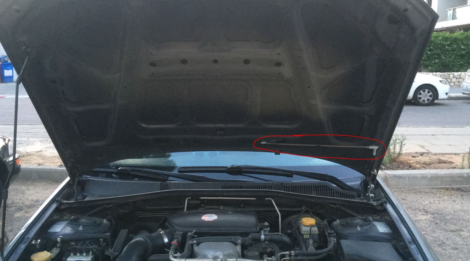 Омыватели лобового стекла — еле брызгает — Subaru Legacy (BL/BP), 2 л ...