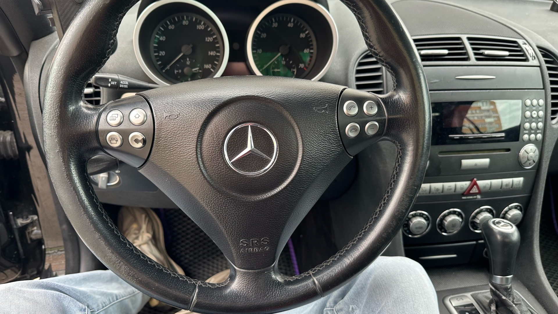 Mercedes-Benz SLK (R171) 3.0 бензиновый 2005 | 카브리올레 🖤 на DRIVE2