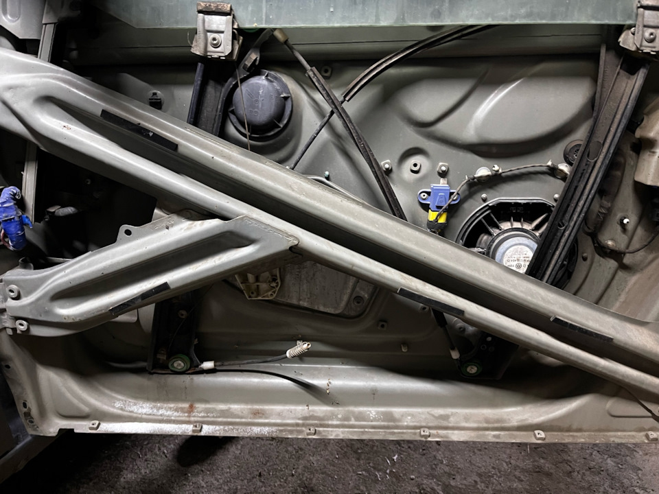 Родной стеклоподъёмник — Volkswagen Jetta V