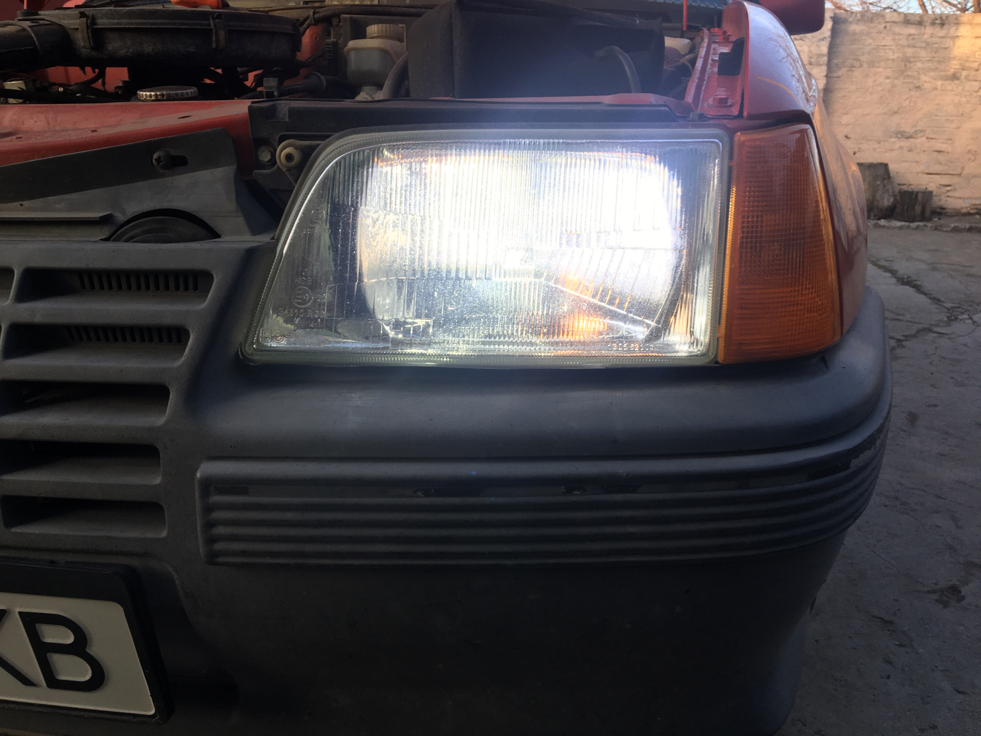 Opel kadett e tuning. Фары для опель кадет "е". Птф опель кадет е. Фары кадет. Фары кадет.