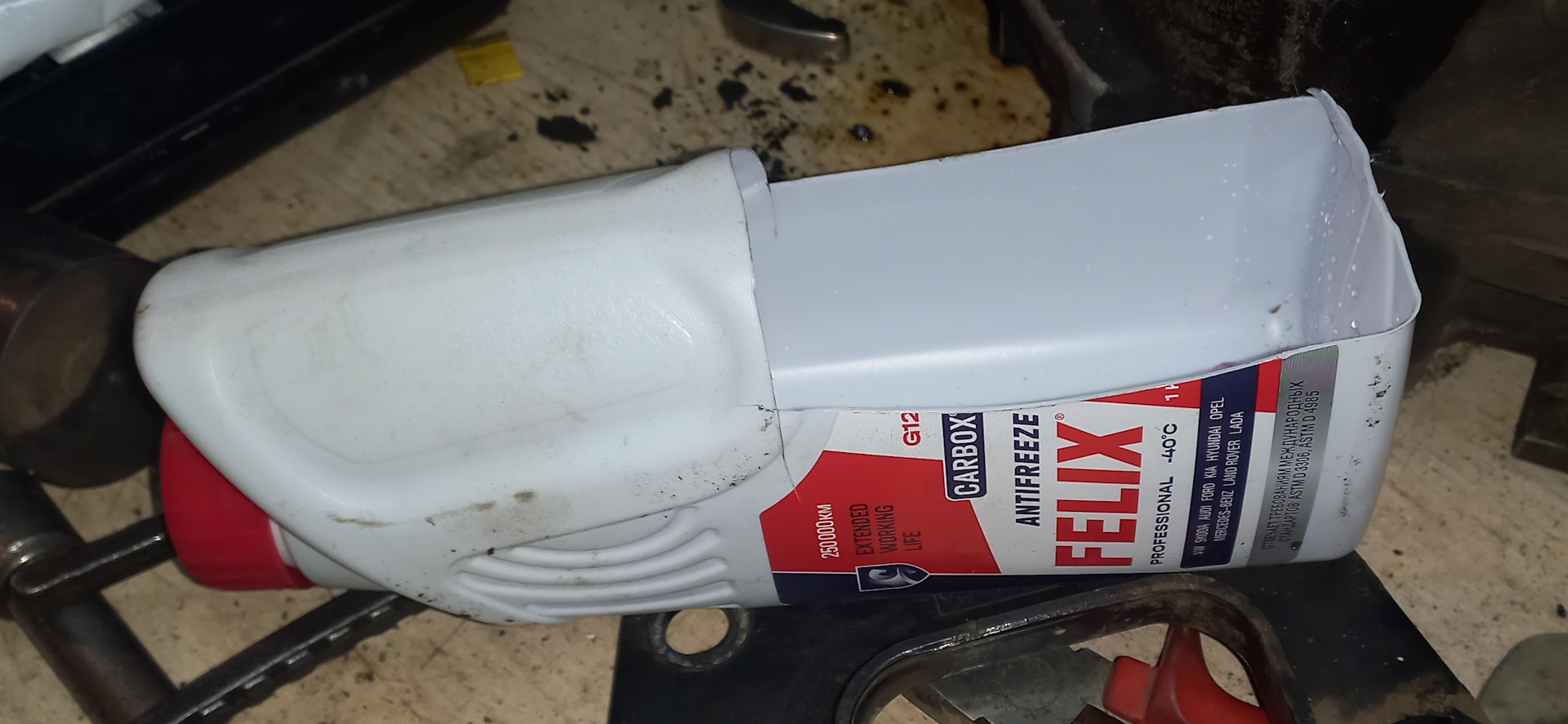 Течет коренной сальник, снятие АКПП — Ford Escape (2G), 2,5 л, 2008 ...