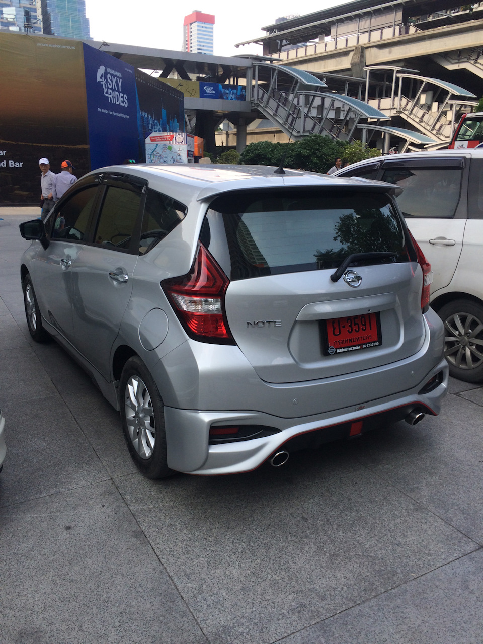 Nissan note sport отличия