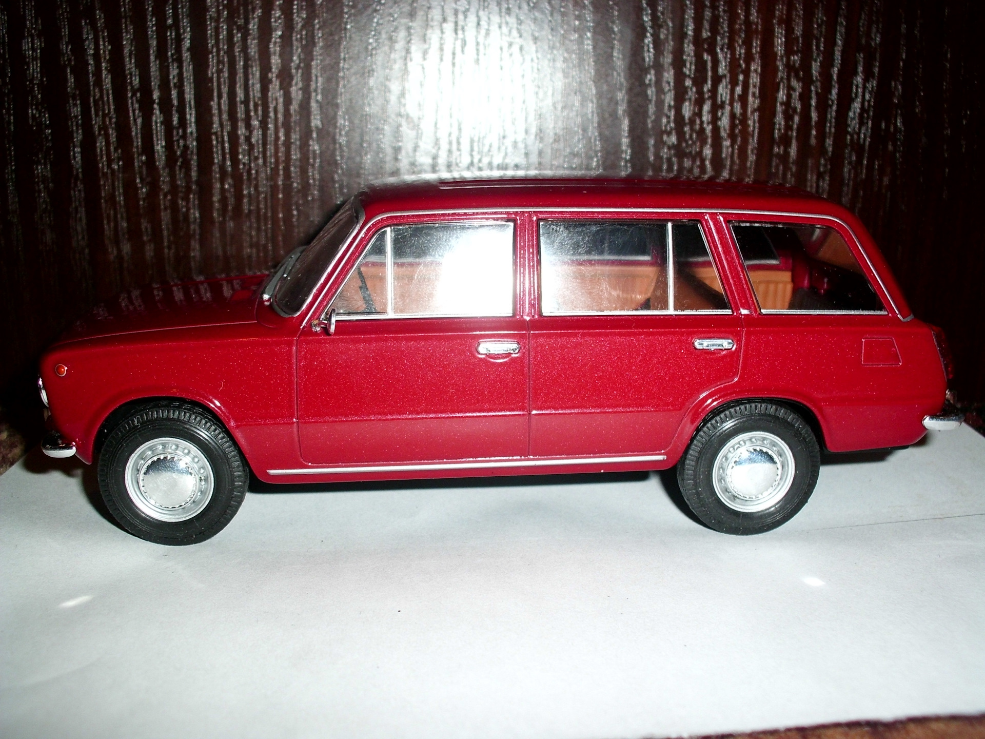 Купить Модель Ваз 2102