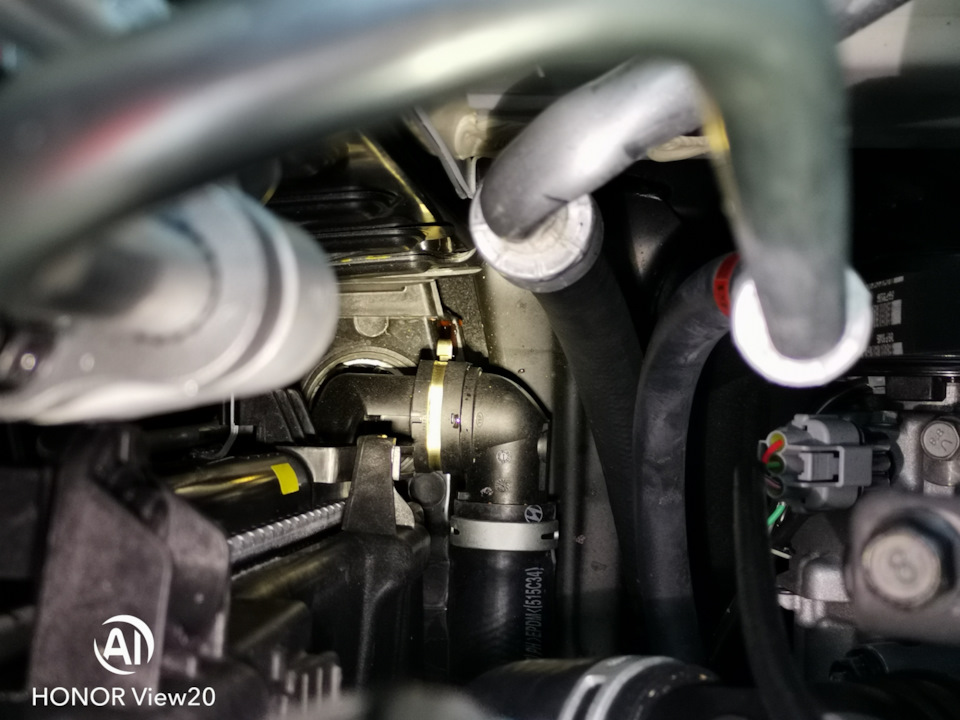 Течь патрубка радиатора. — KIA K5 (3G), 2 л, 2021 года | наблюдение ...