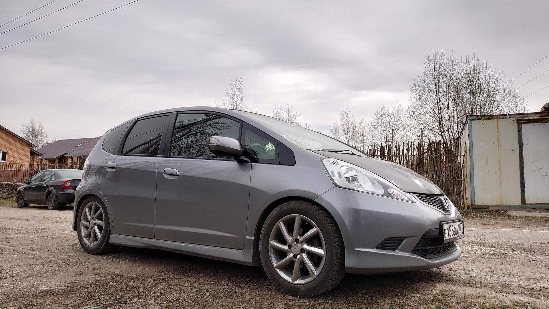 Honda Fit (2G) 1.5 бензиновый 2009 | Щеголеватый RS на DRIVE2