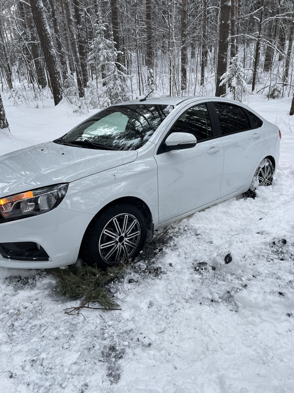 Как я съездил на фотосессию — Lada Vesta, 1,6 л, 2020 года | покатушки |  DRIVE2