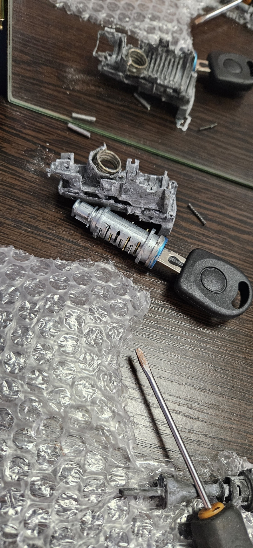 Личинка двери джетта 5 — Volkswagen Jetta V, 1,6 л, 2009 года | своими ...